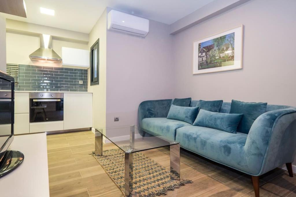 Apartment Bebarceloner Sant Andreu - 1 Bedroom With Terrace