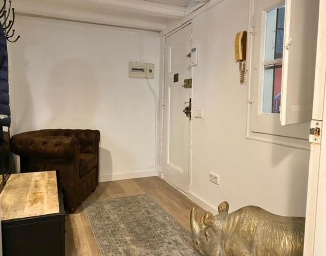 Appartement New Design In Center. Barcelona