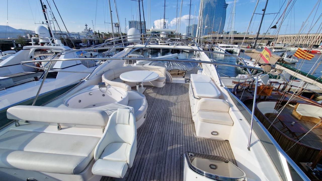 Magnificent Luxury Yacht In Center * Barcelone
