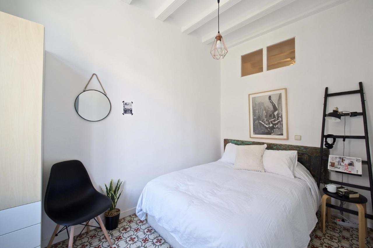 Almodovar Apartment *