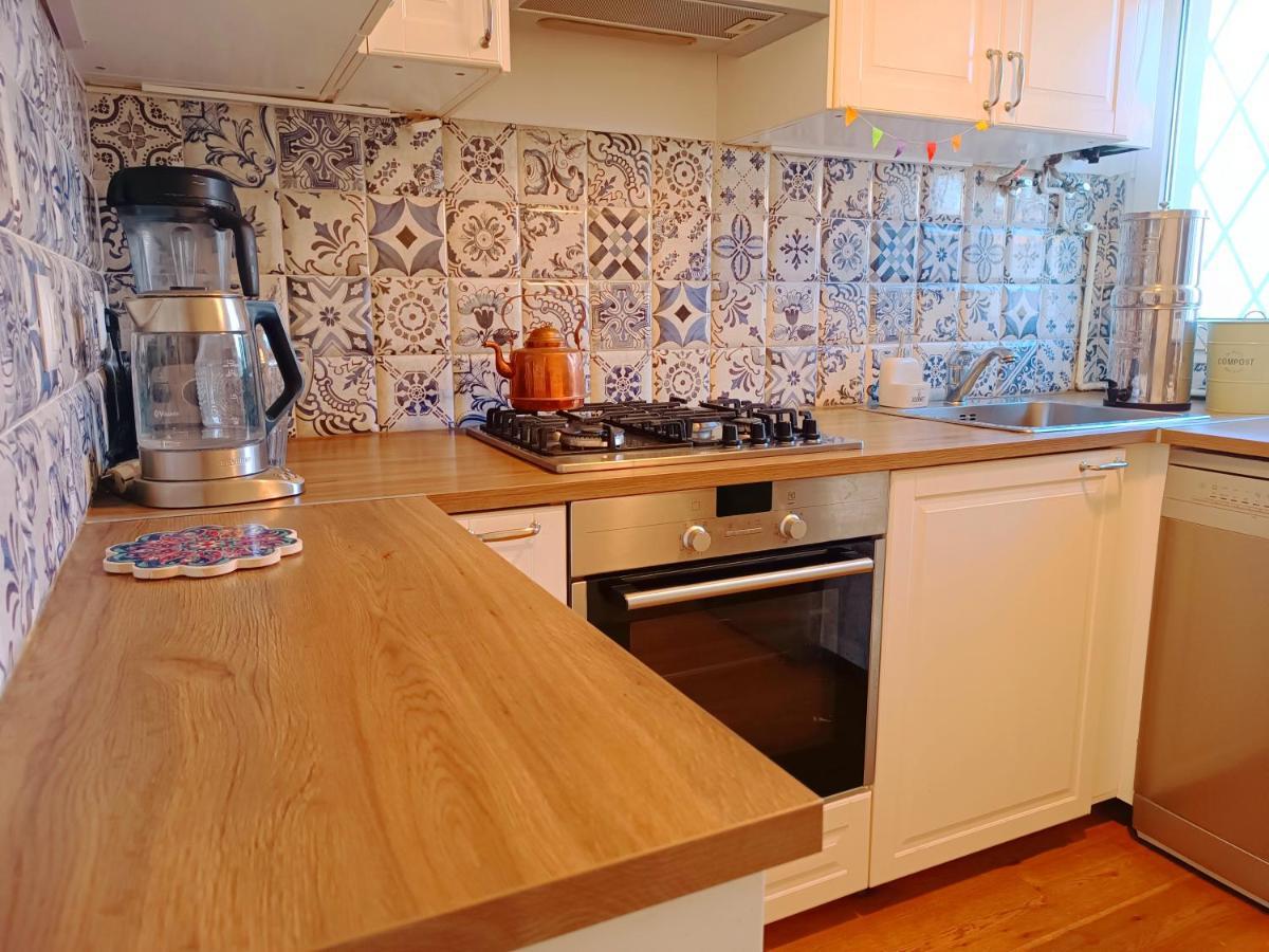 Vakantiehuis House With Pool Near Park Guell Barcelona