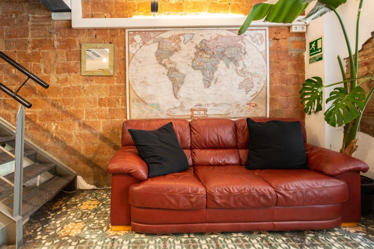 Mambo Tango Hostel Barcelona