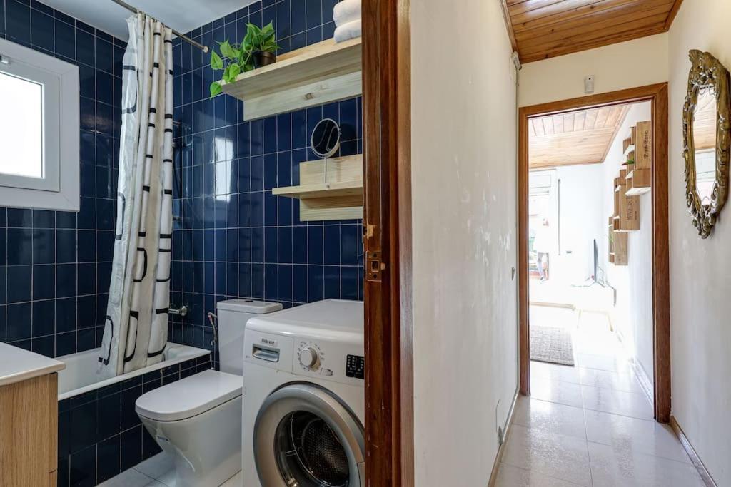 Penthouse With Big Terrace, Quiet Area, 1 Bedroom *