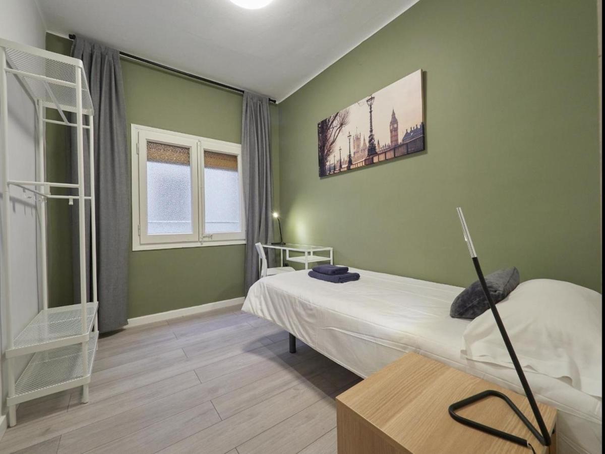 Sagrada Familia Penthouse *
