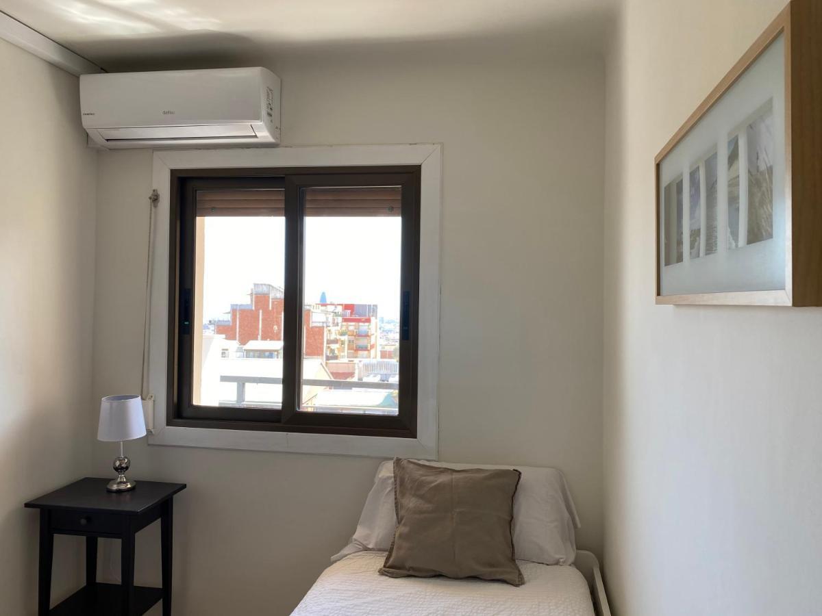 Amazing Sea And Sagrada Familia Views Homey