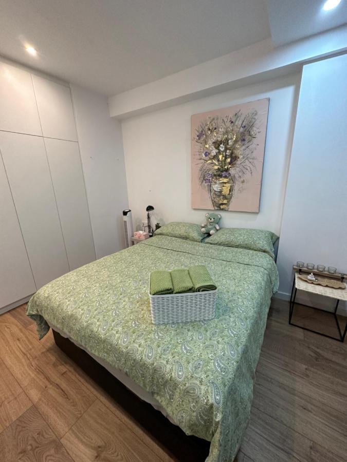 Near By Downtown Apartment *