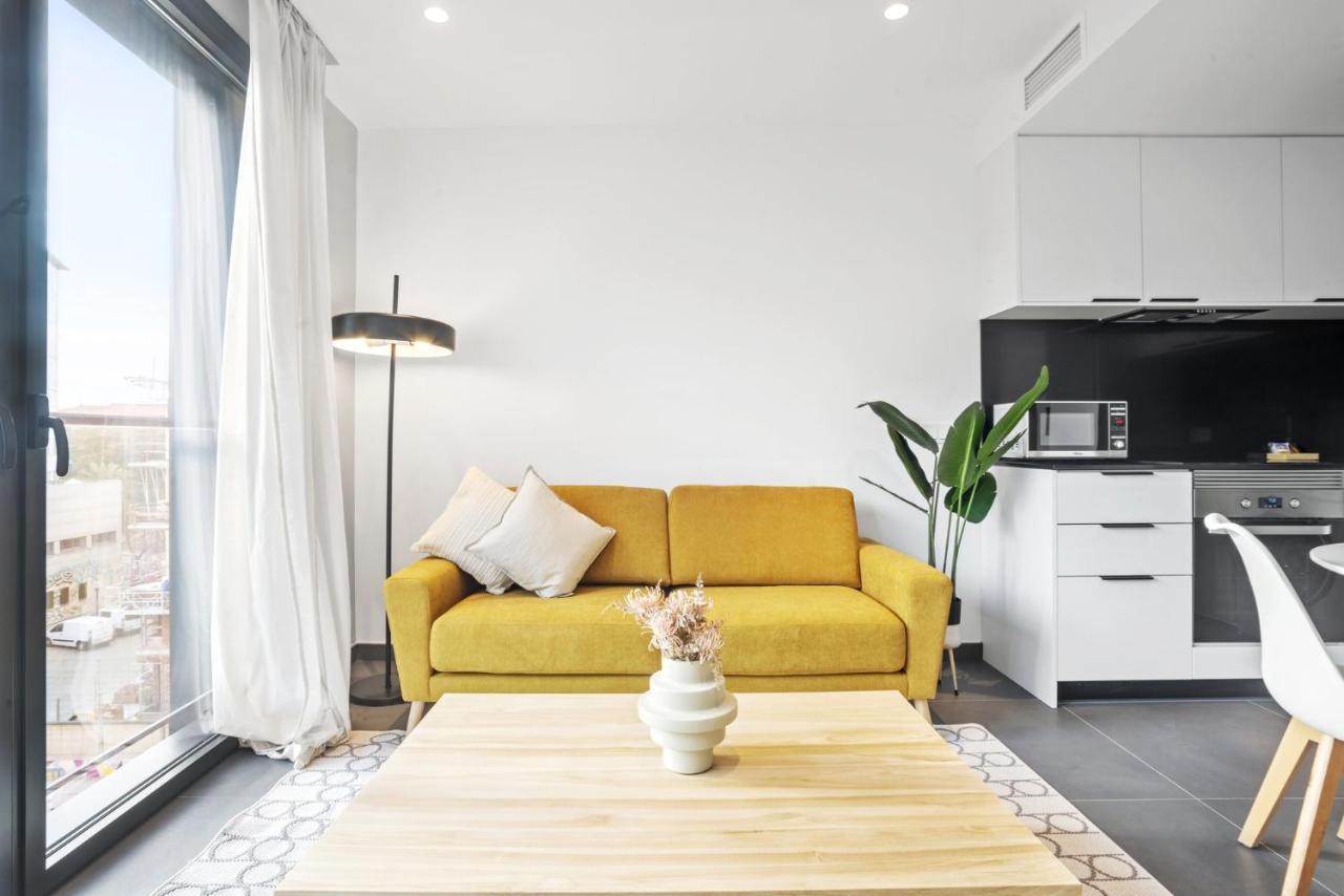 Caterina Santa Monica Apartment