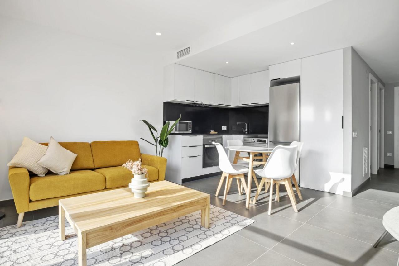 Caterina Santa Monica Apartment