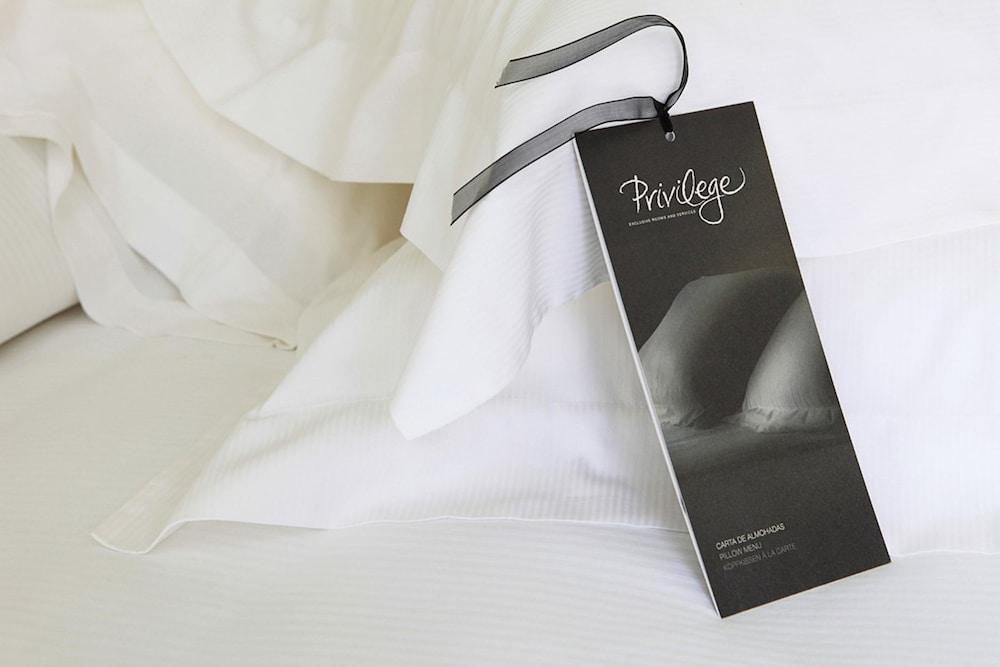 H10 Marina Hotel 4*
