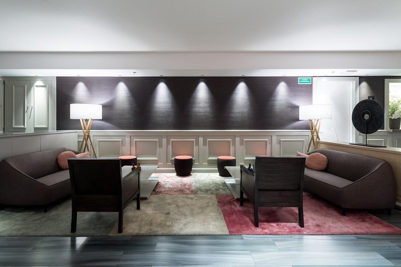 Catalonia Square 4* Sup Hotel