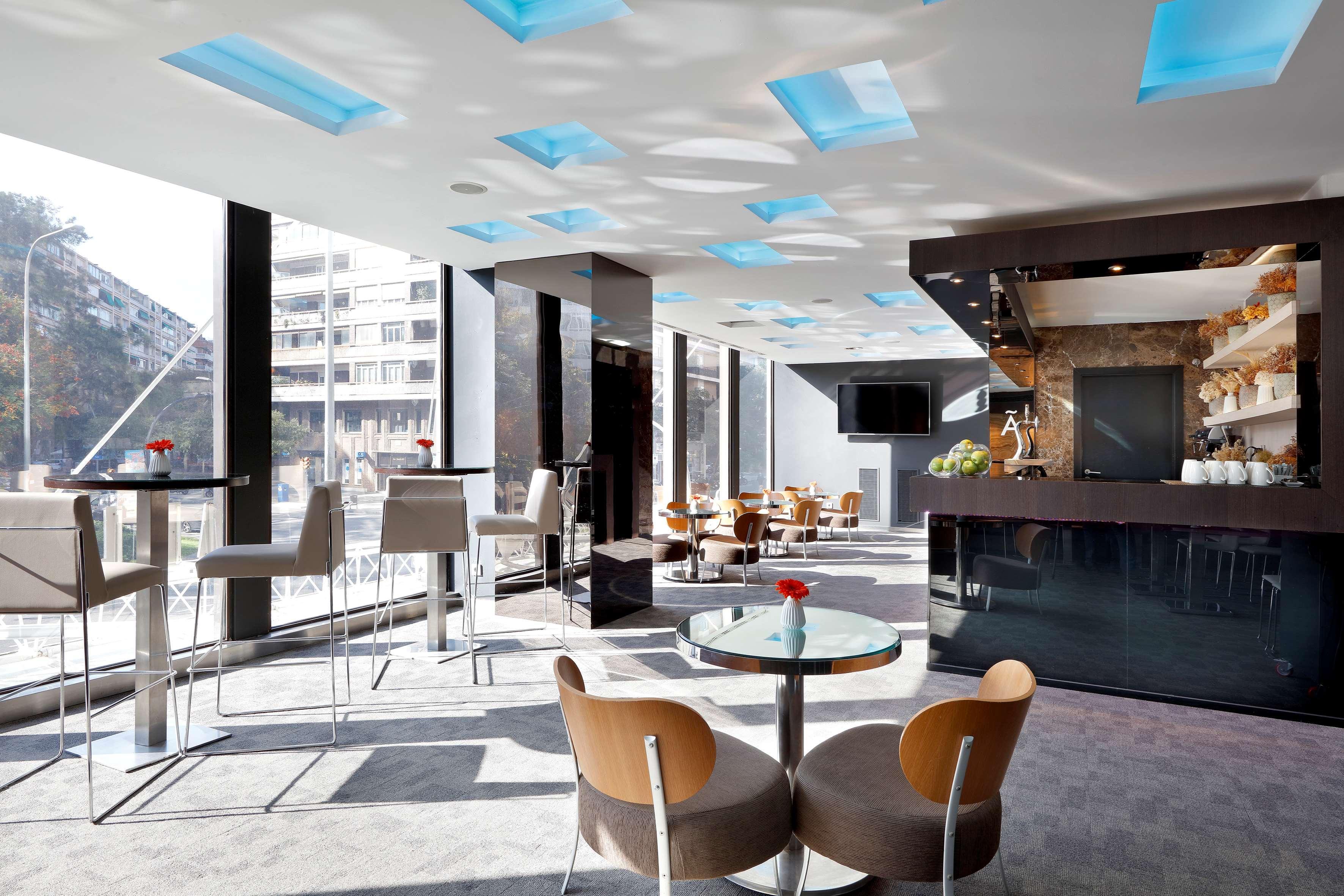 Melia Sarria 5*
