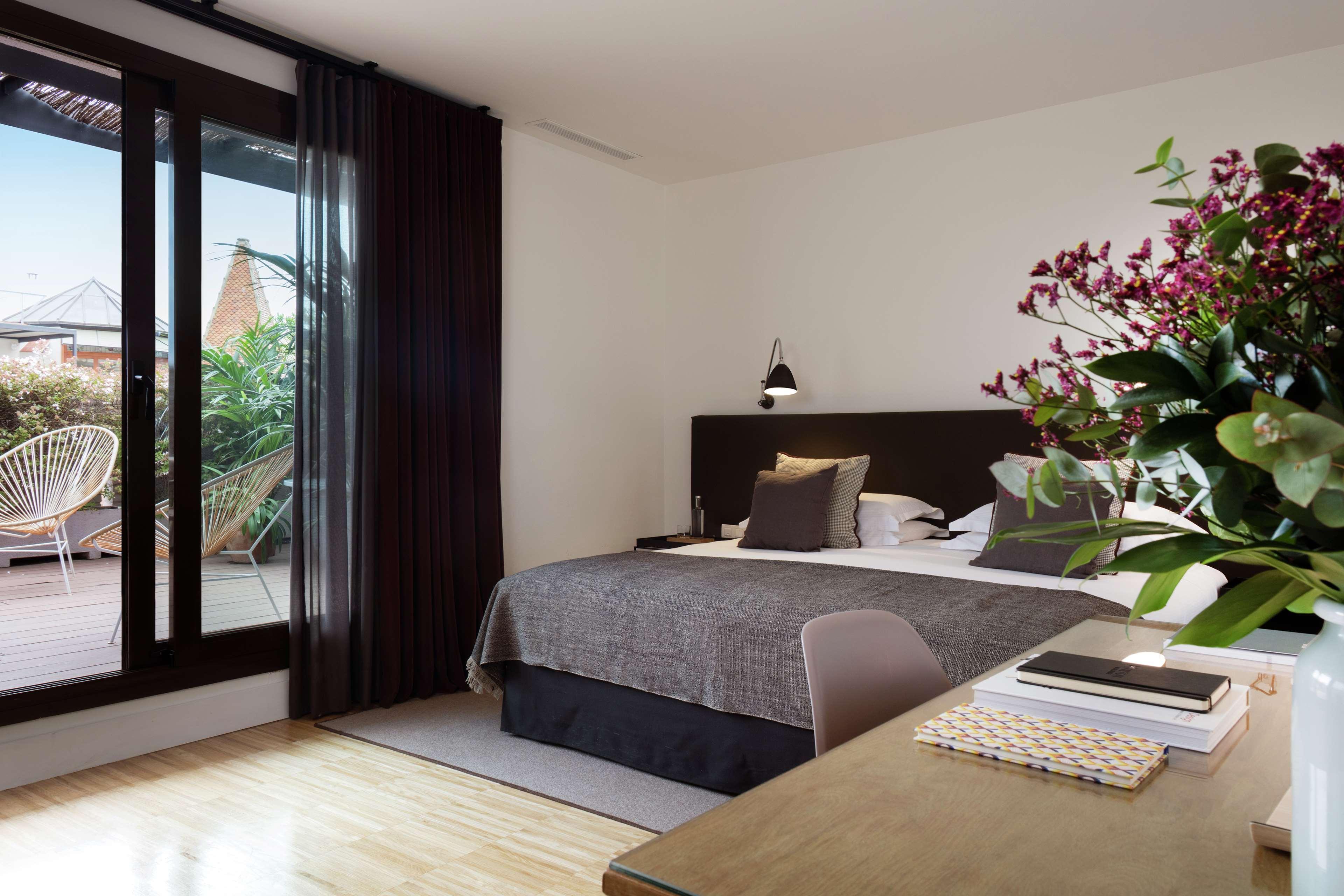 Alexandra Hotel, Curio Collection By Hilton 4* Barcelona