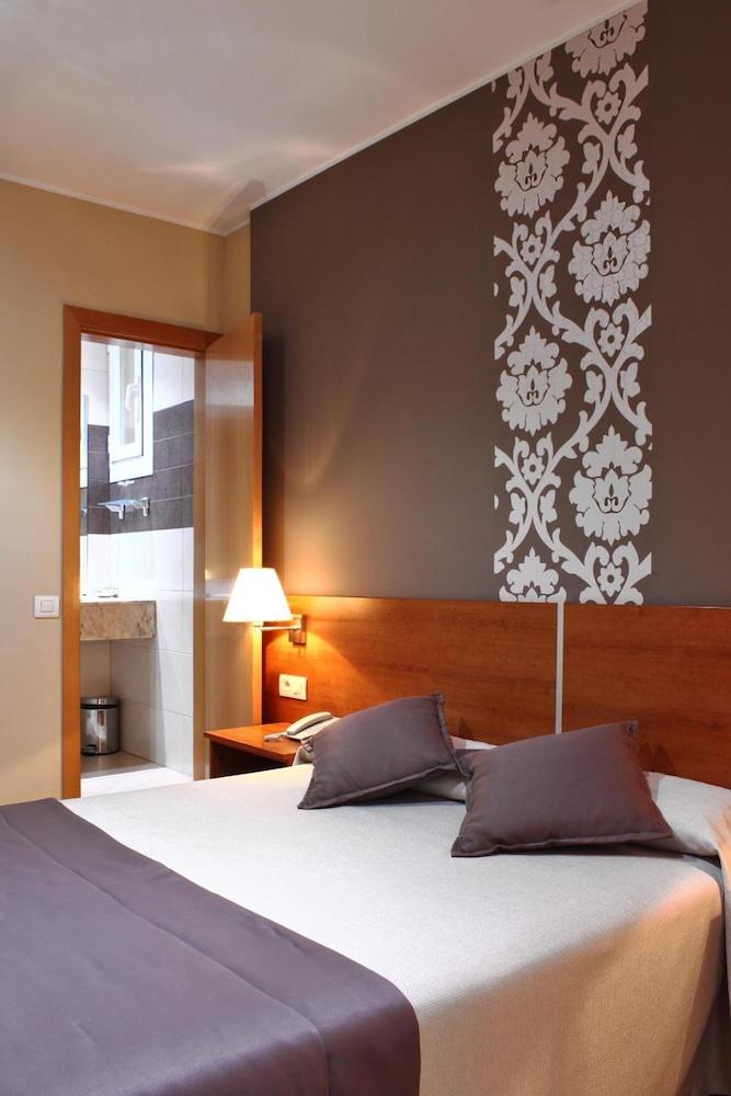 Hotel Catalunya 2*