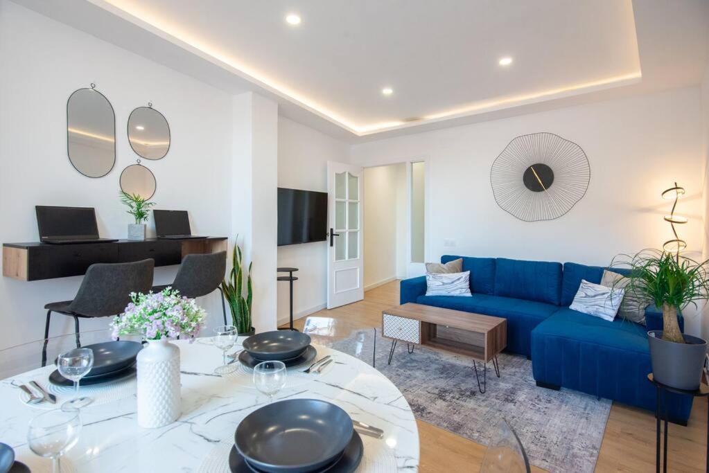 +25y Only, Family Flat Near The *
