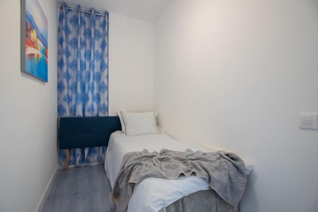 +25y Only, Family Flat Near The Appartement Barcelona