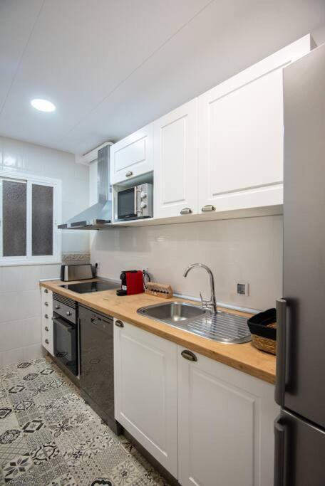 +25y Only, Family Flat Near The Barcelone