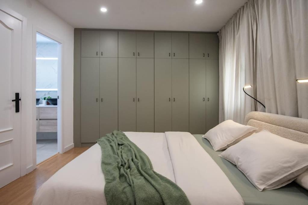 +25y Only, Family Flat Near The *