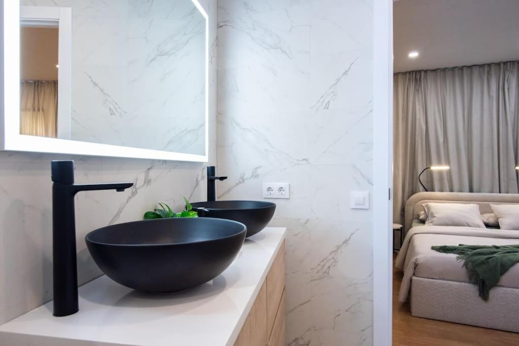 +25y Only, Family Flat Near The Appartement Barcelone