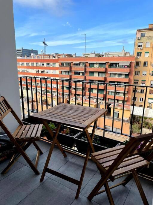 +25y Only, Family Flat Near The