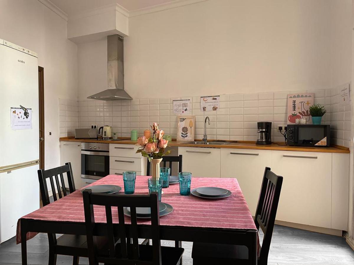 By La Rambla Rooms Hostel