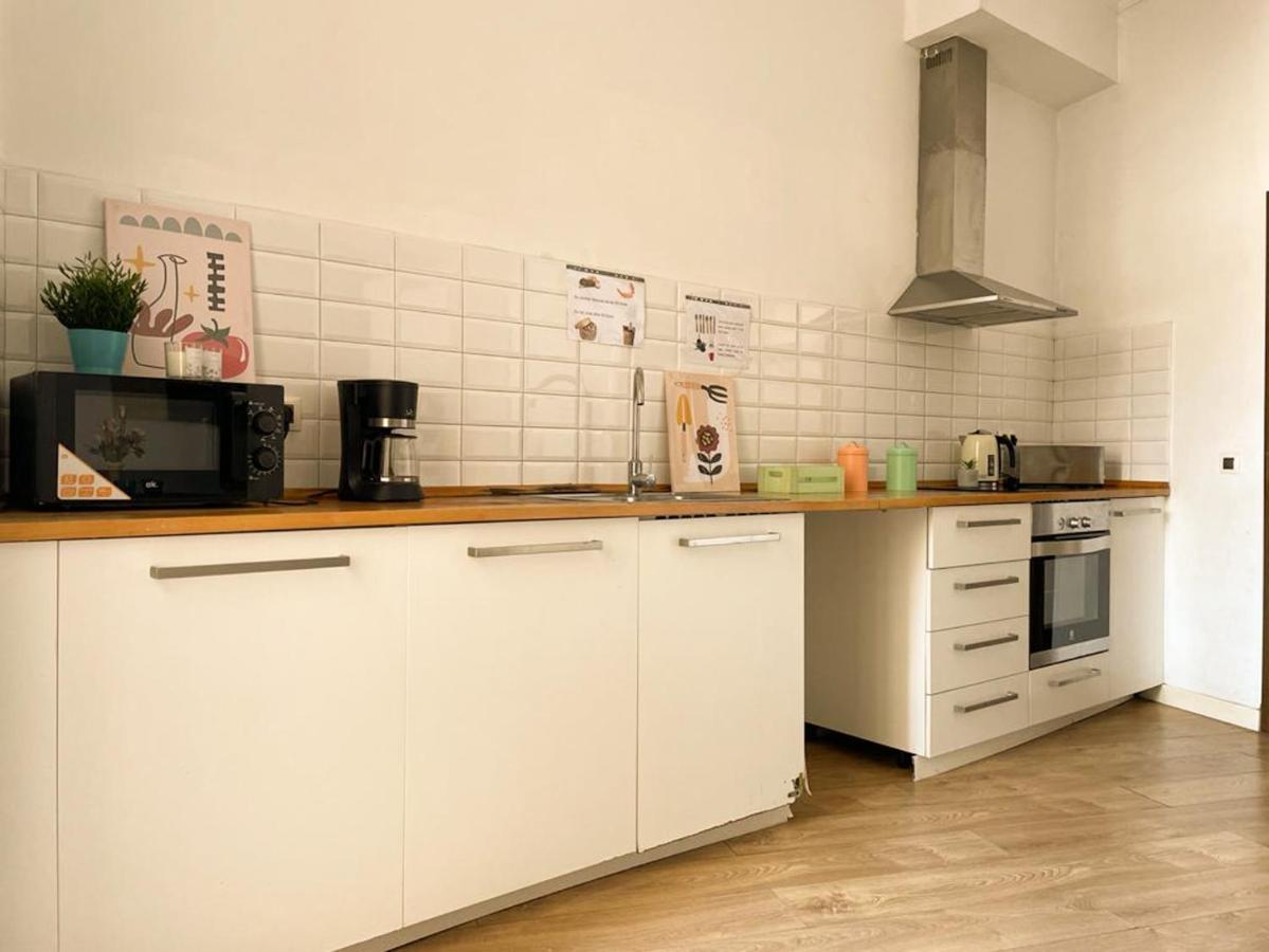 By La Rambla Rooms Hostel