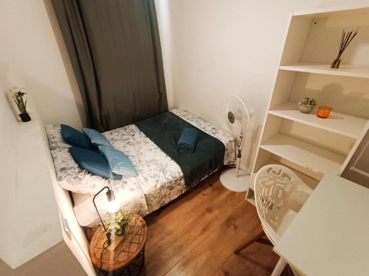 Private In Gothic Hostel