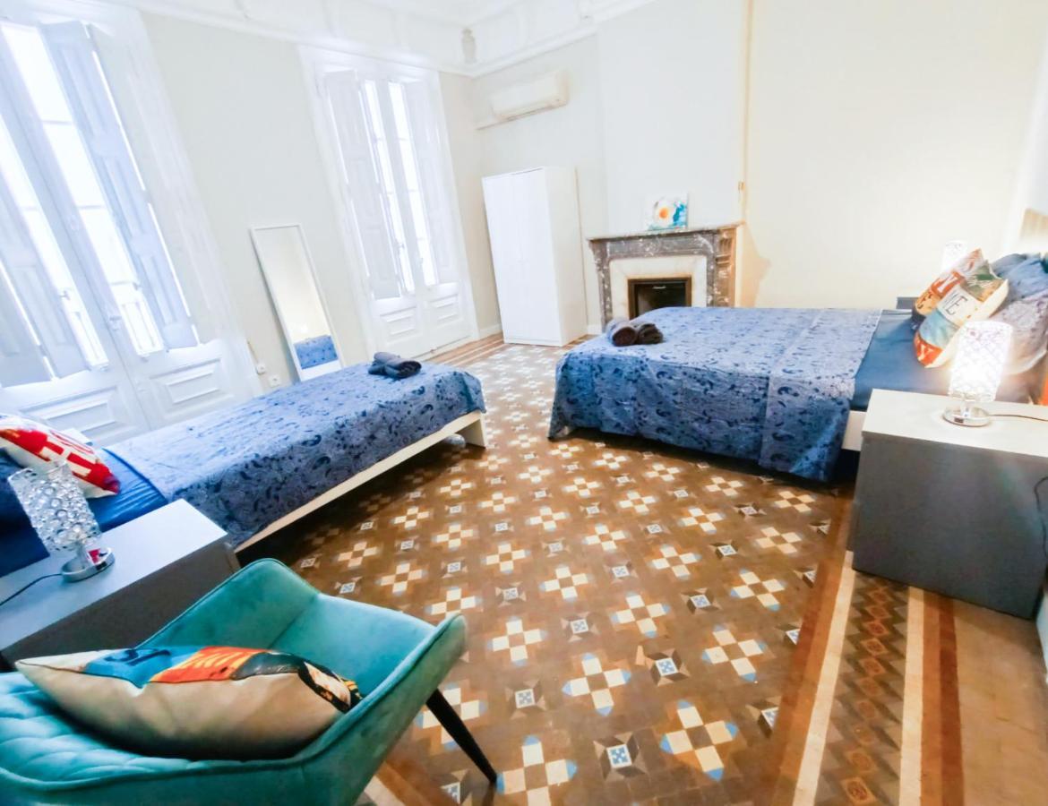 Hostel By Plaza Catalunya *