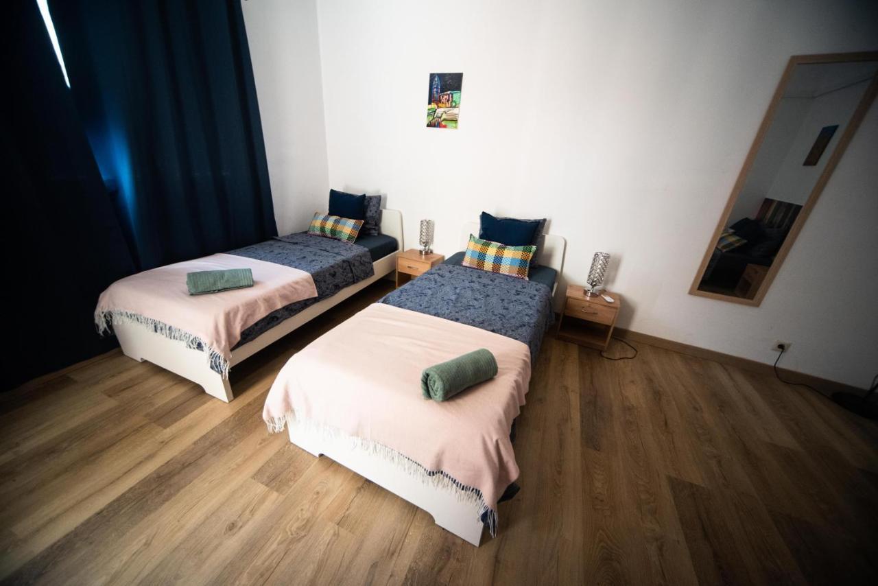 By Port Vell Rooms Hostel *