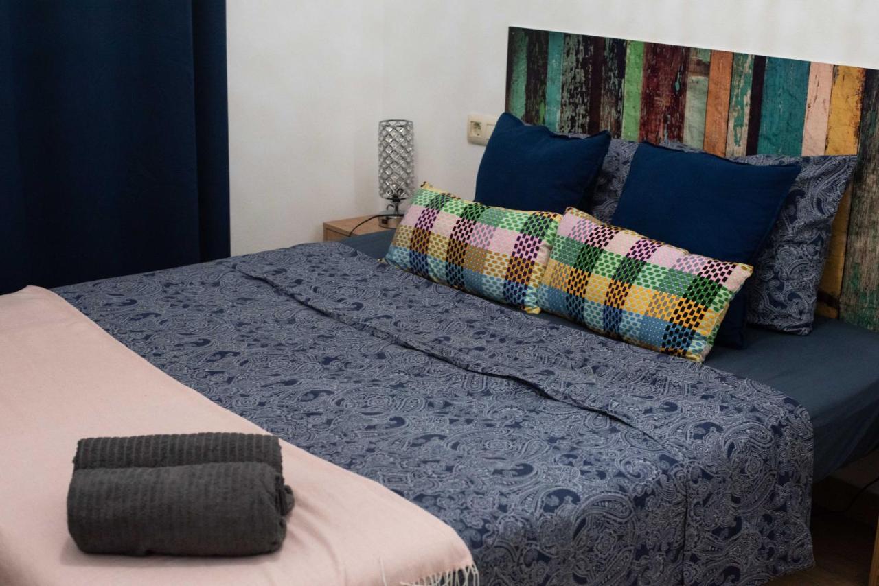 By Port Vell Rooms Hostel *