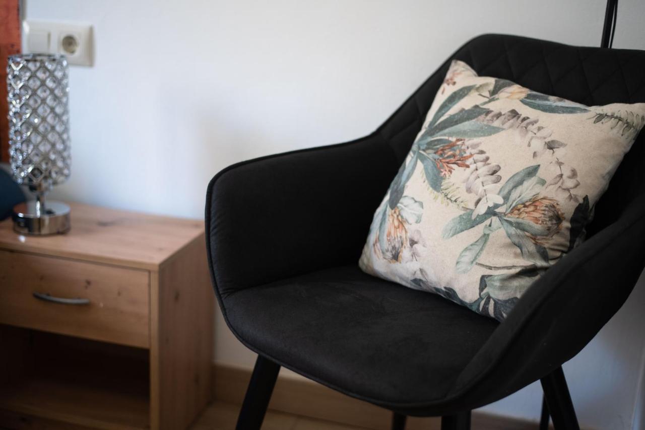 By Port Vell Rooms Hostel *