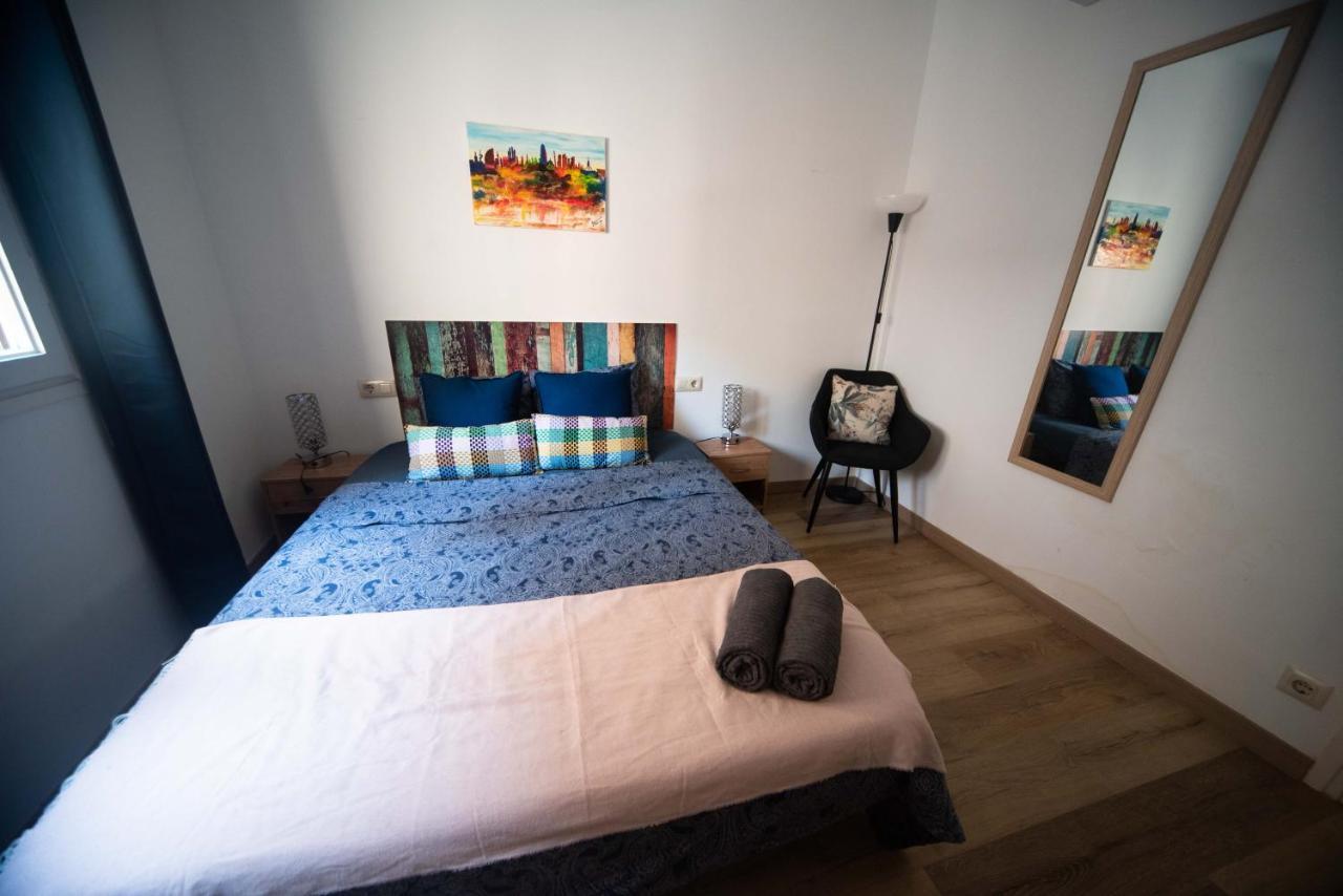 By Port Vell Rooms Hostel *