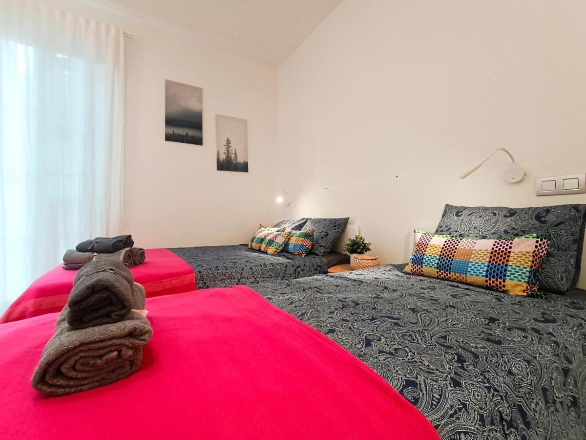 Hostel By Plaza Universidad *