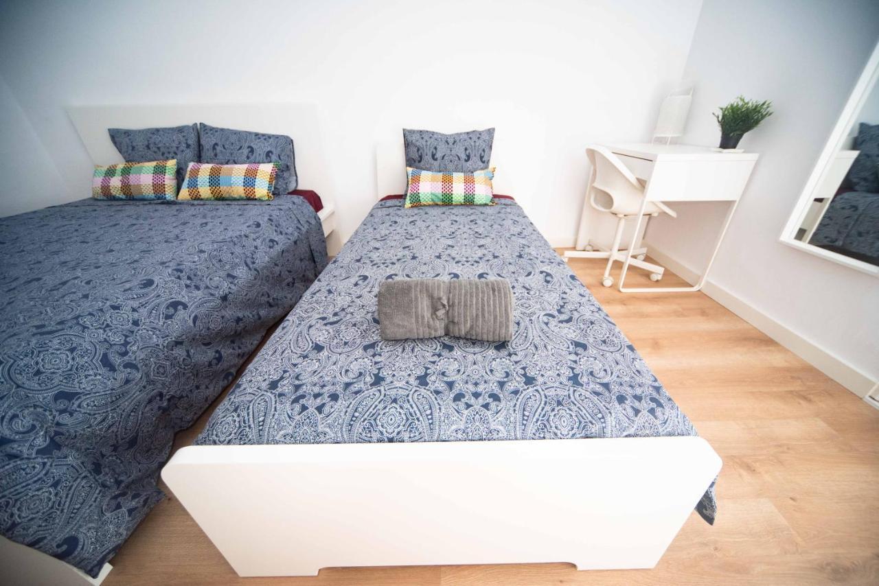 Hostel By Rambla De Catalunya