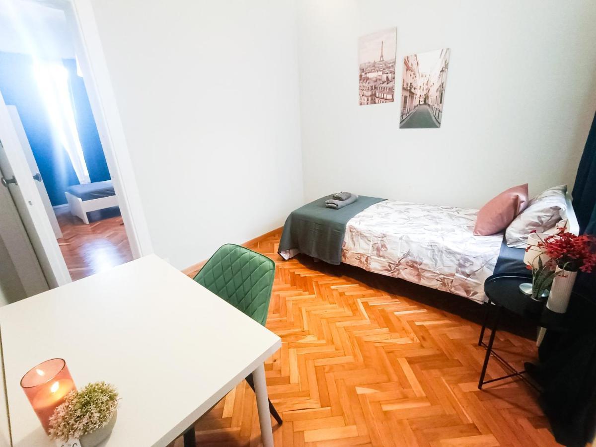 Hostal By La Pedrera - Diagonal *