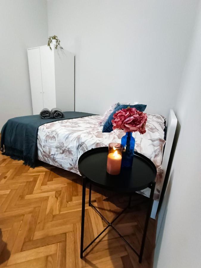 Hostal By La Pedrera - Diagonal