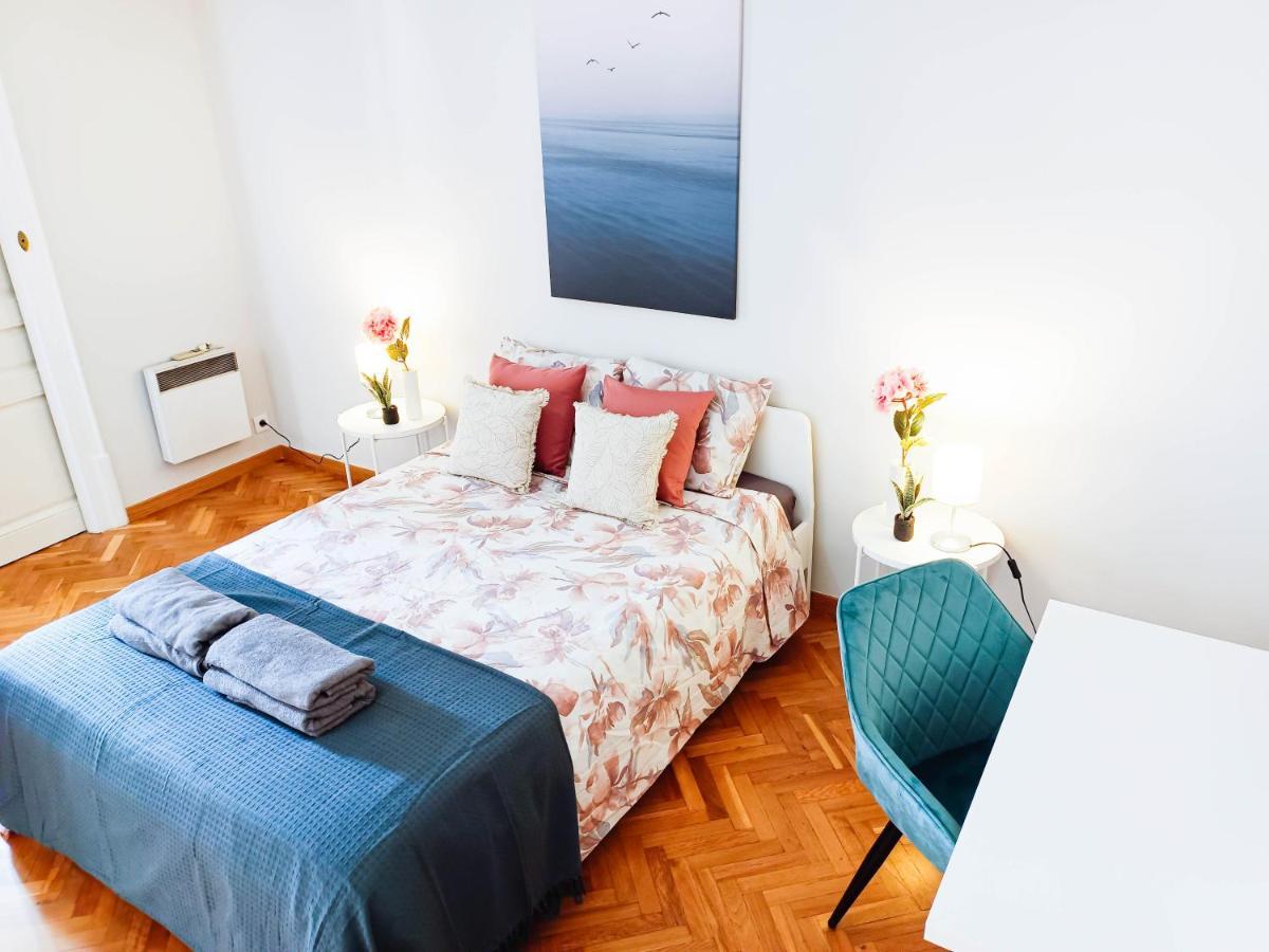Hostal By La Pedrera - Diagonal *