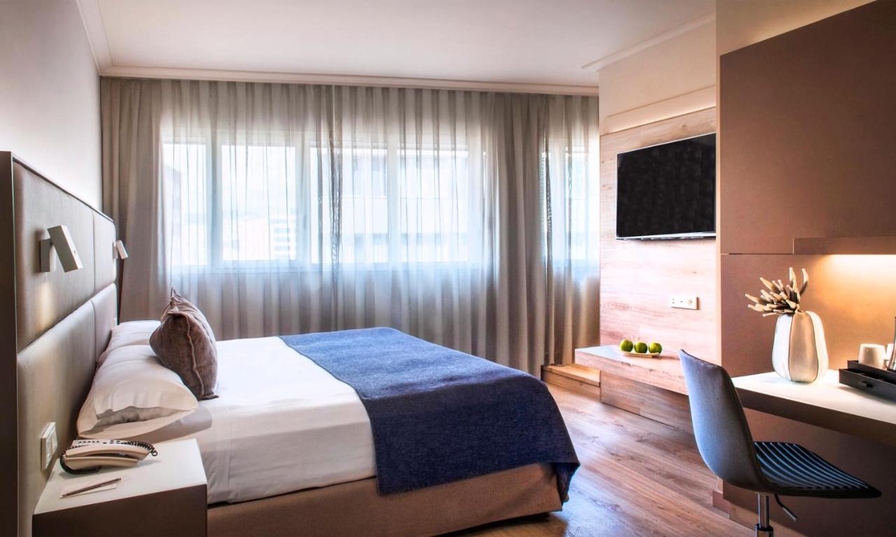 Sallés Pere Iv Hotel