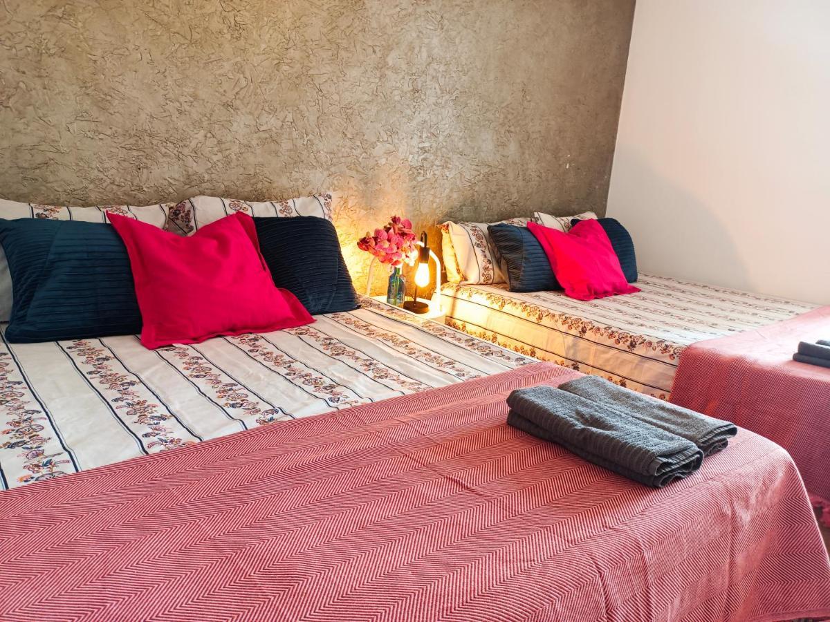 Hostel Urquinaona Rooms *