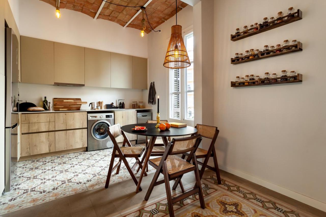 Nanay - Two Bedroom In Gracia *