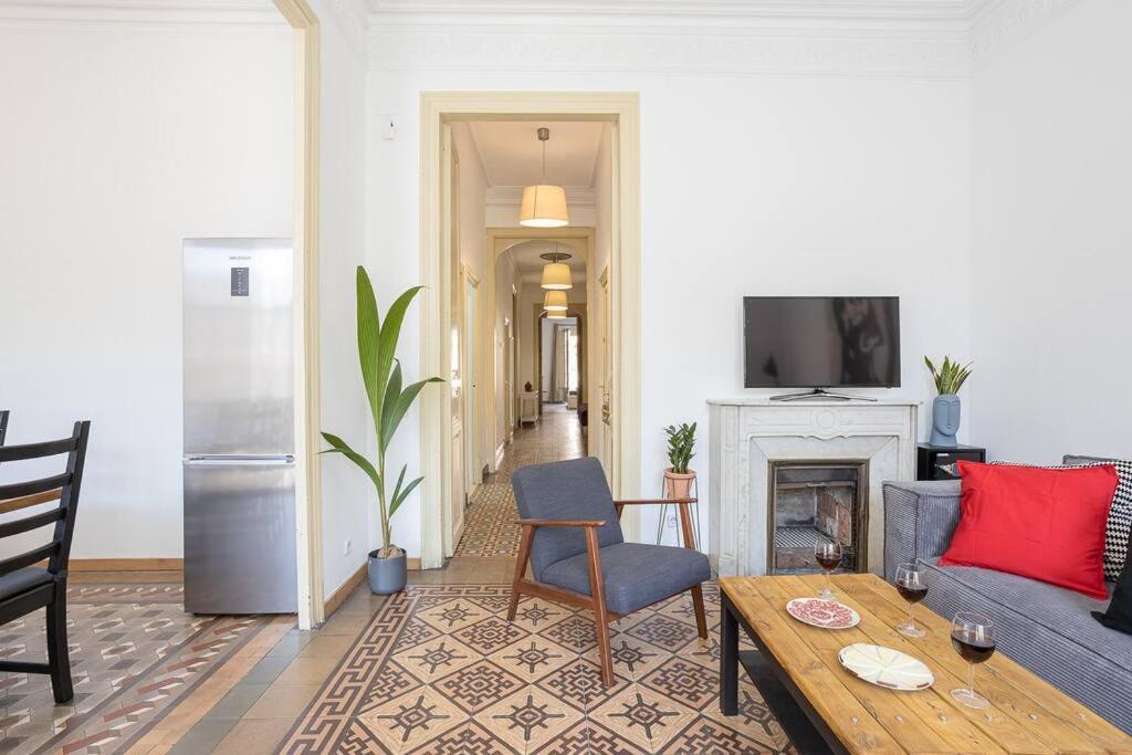 Canela Homes Consell * Barcelone