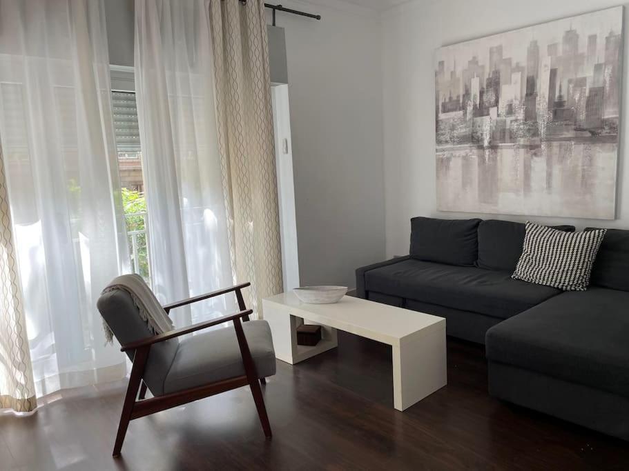 Appartement Cozy And Barcelona
