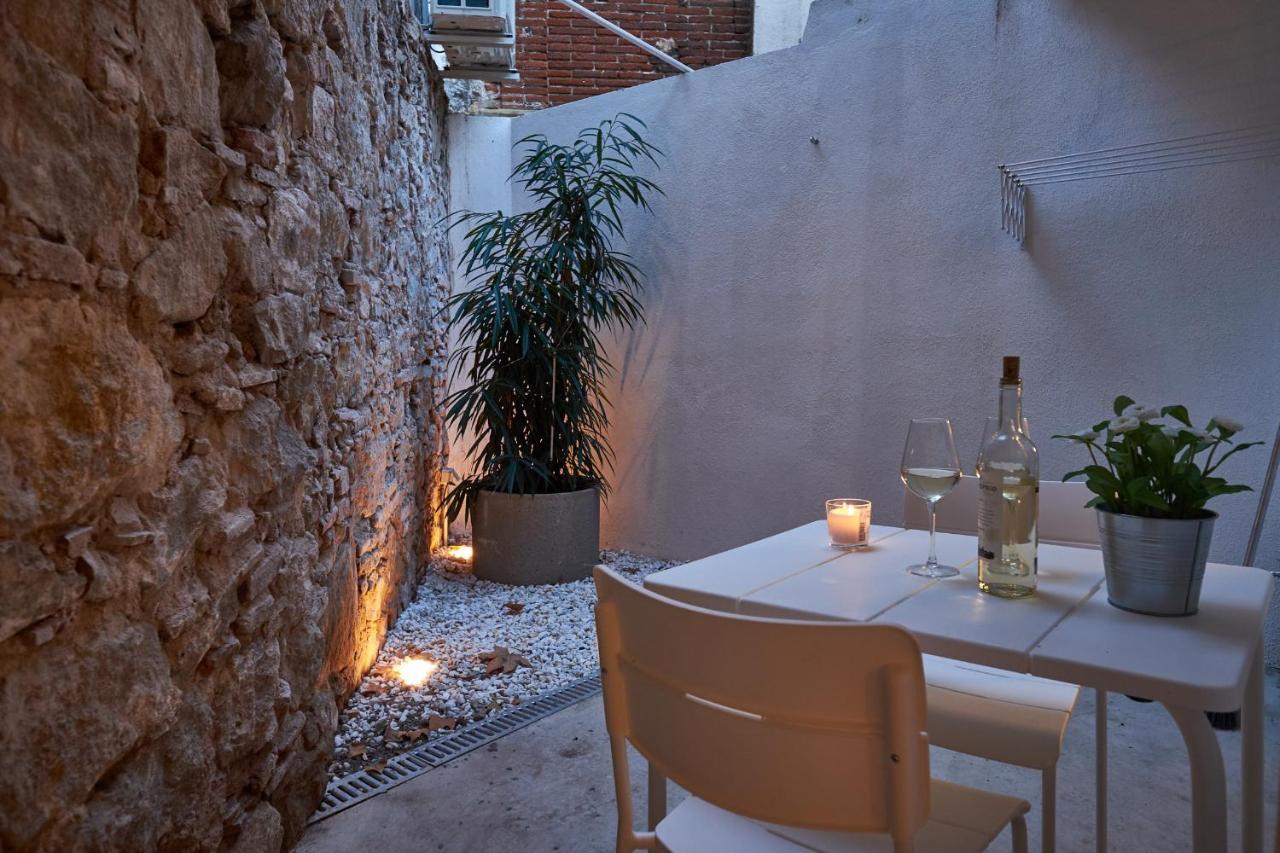 Appartement Luxury 1br With Patio Near The Barcelone