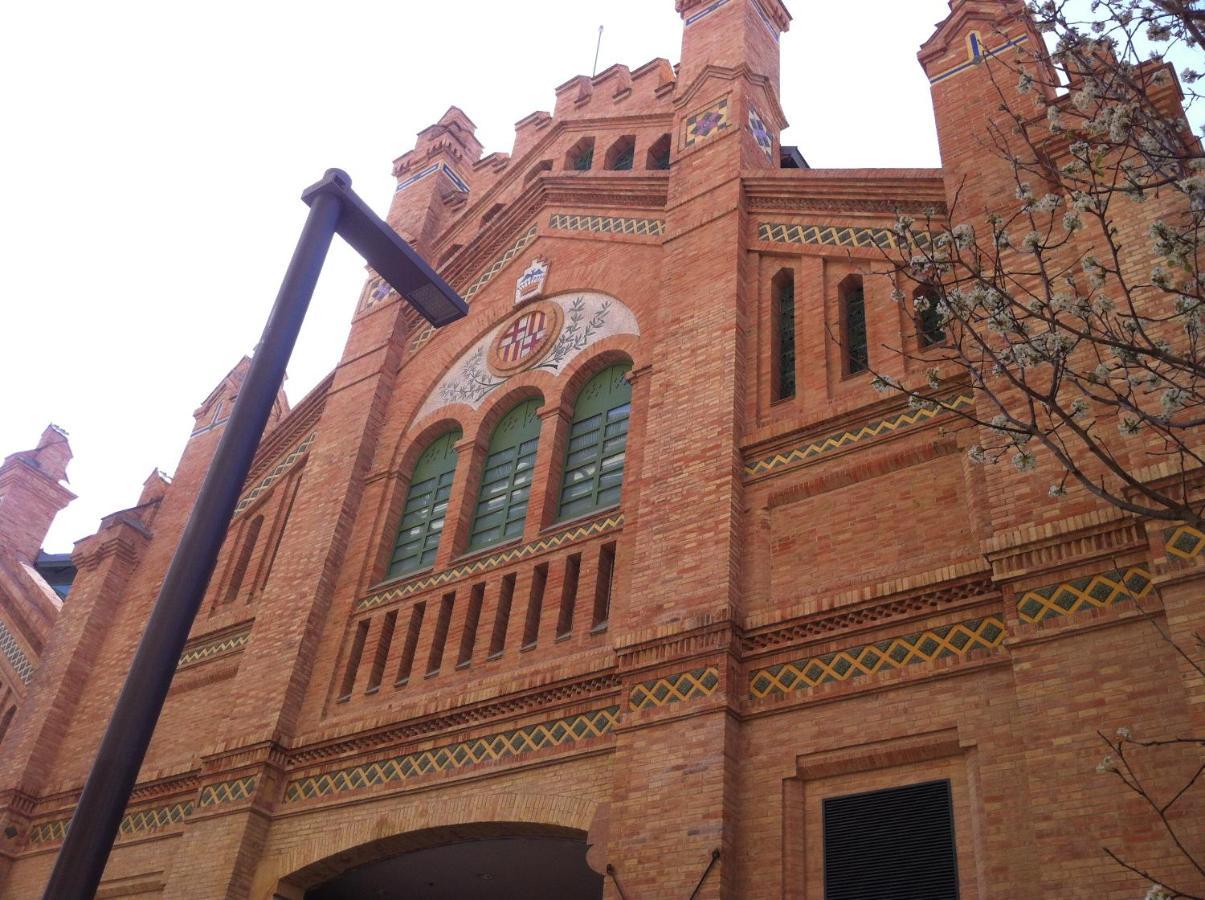 By Sants Market