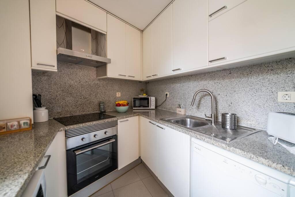 Piso Centrico Cerca De La Playa Con Parquing Appartement *