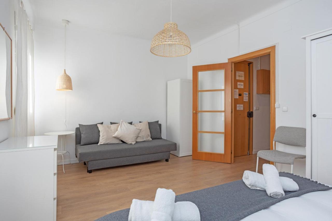 Apartment Housalia Lepant 3 Bedroom 300 Meters De Sagrada Familia