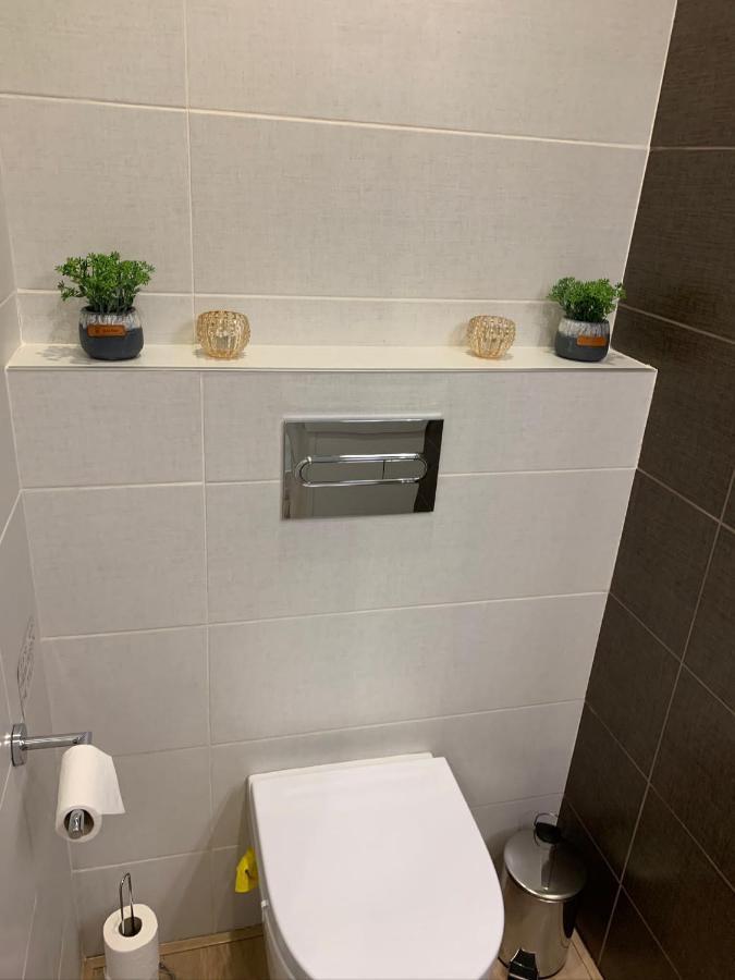 Privatunterkunft Doble Con Bano Privado En
