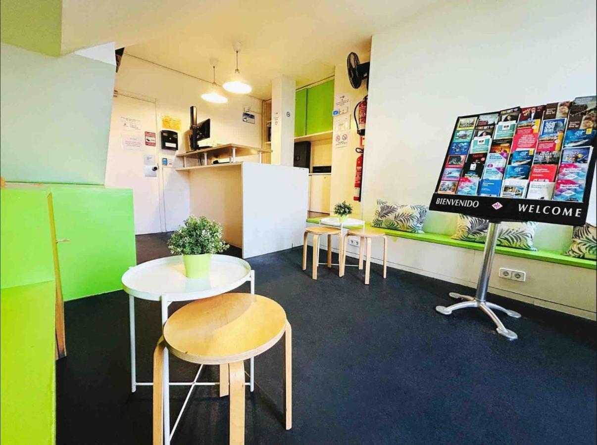 And Basic Universitat For Young Gasthuis Barcelona