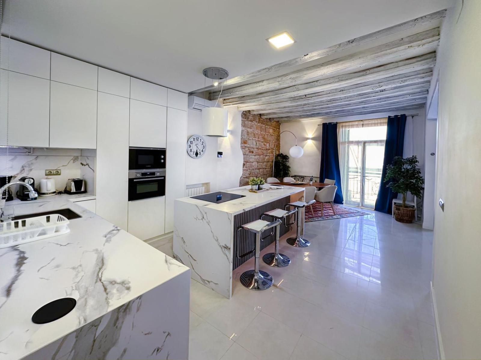 Apartment Colon Bcn 130 Mts 3 Port Vell