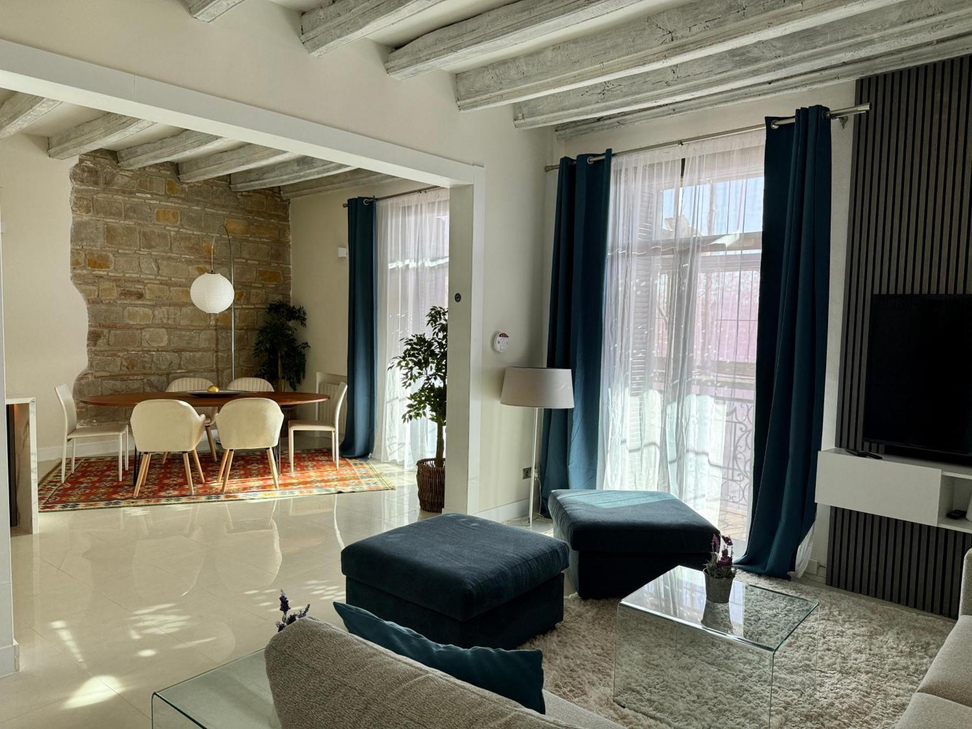 Apartment Colon Bcn 130 Mts 3 Port Vell Barcelona