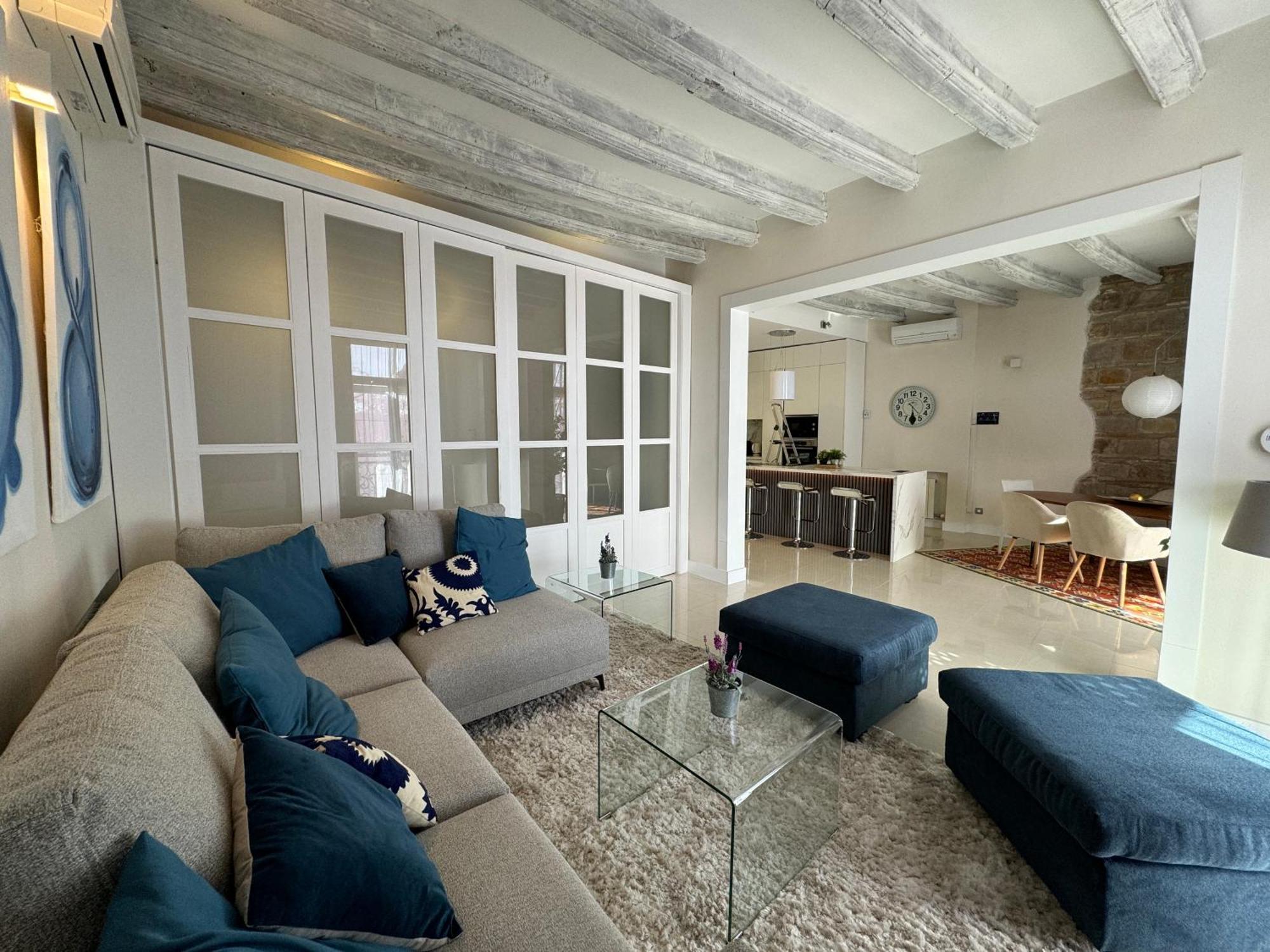 Colon Bcn 130 Mts 3 Port Vell Apartment Barcelona